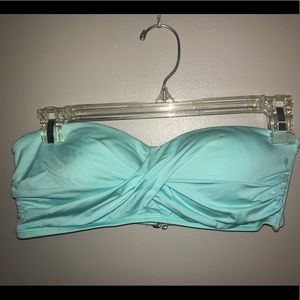 Strapless bikini top